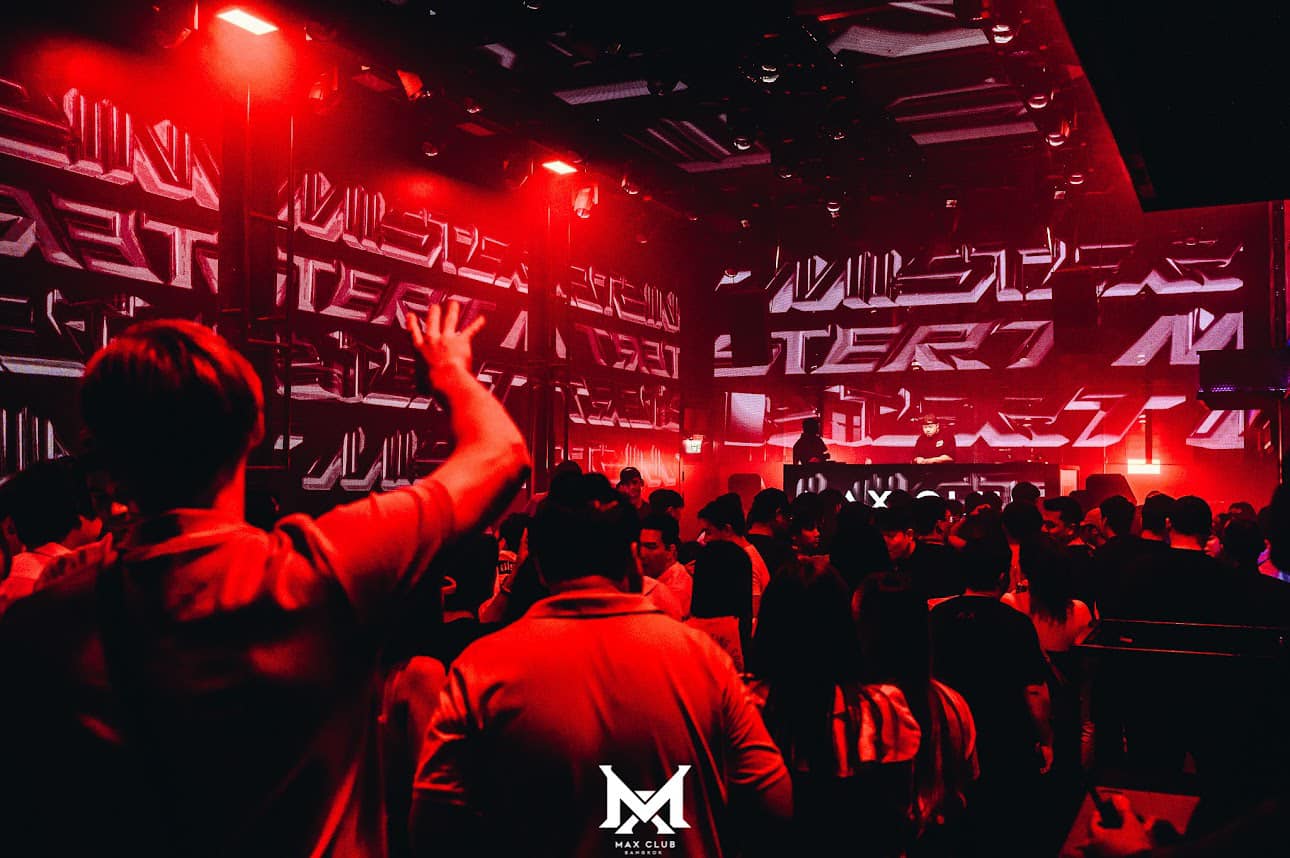 MAX CLUB BANGKOK